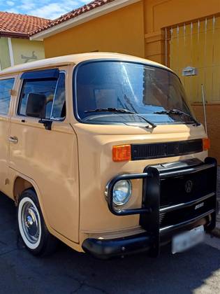 VOLKSWAGEN KOMBI 1.6 8V DIESEL PICK-UP CD 3P MANUAL